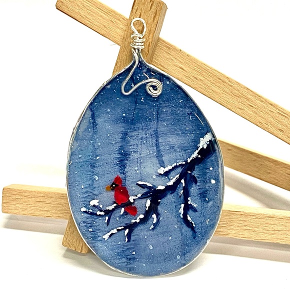 HANDMADE Mixed Media Hand Painted Acrylic Resin Art Cardinal Statement Pendant - Picture 8 of 9